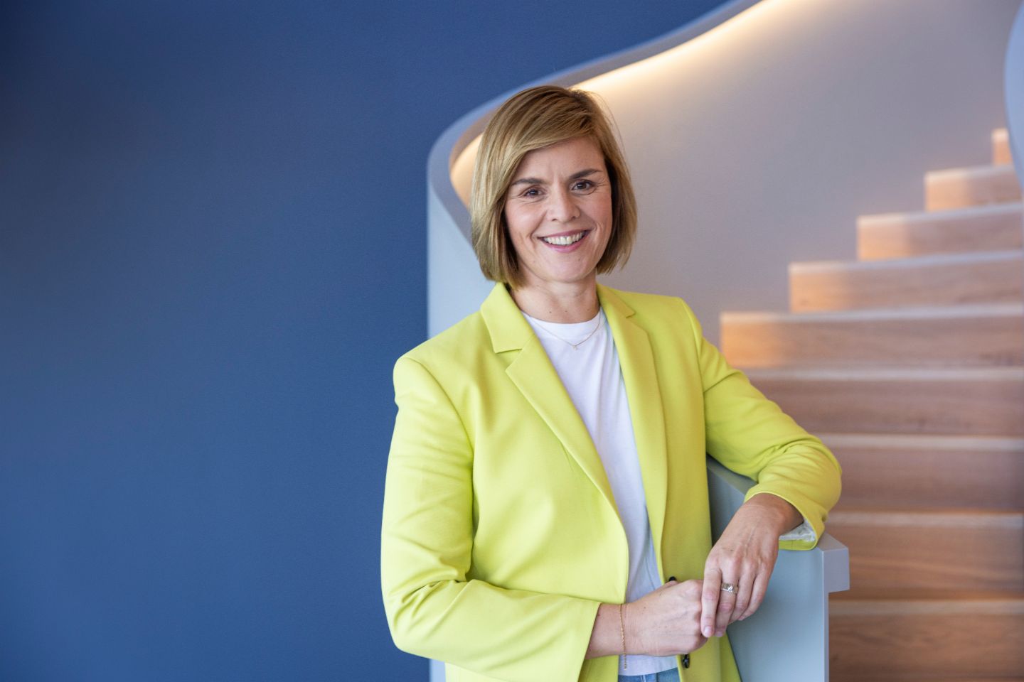 Retrato de la Dra. Eva Griewel, CFO del Grupo EOS
