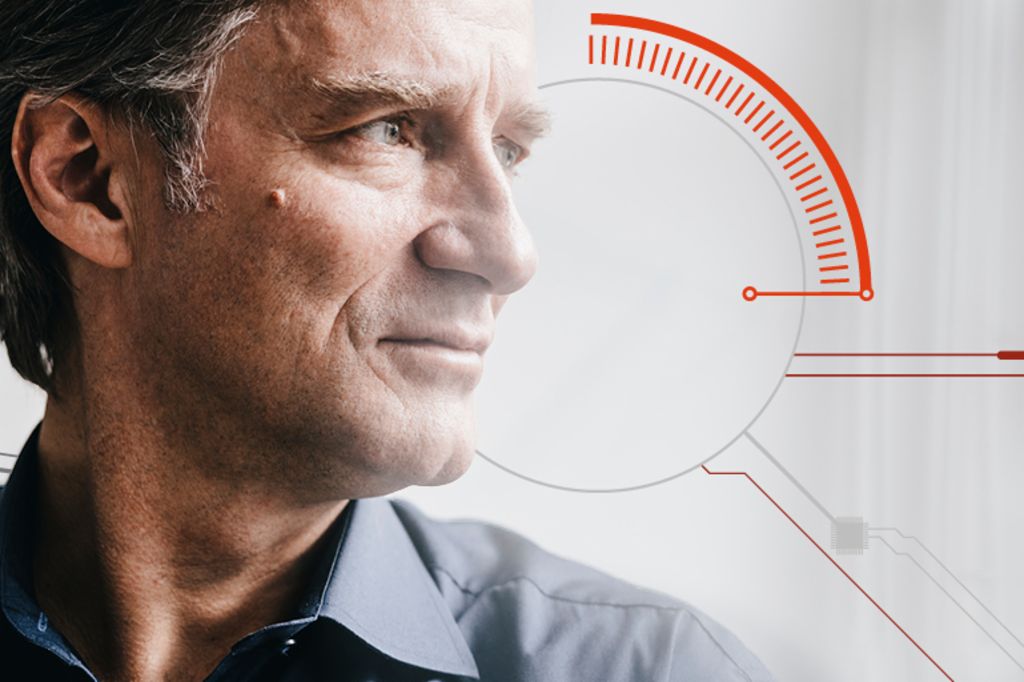 Hombre de negocios, mirar lejos: La confianza digital de los consumidores es escasa